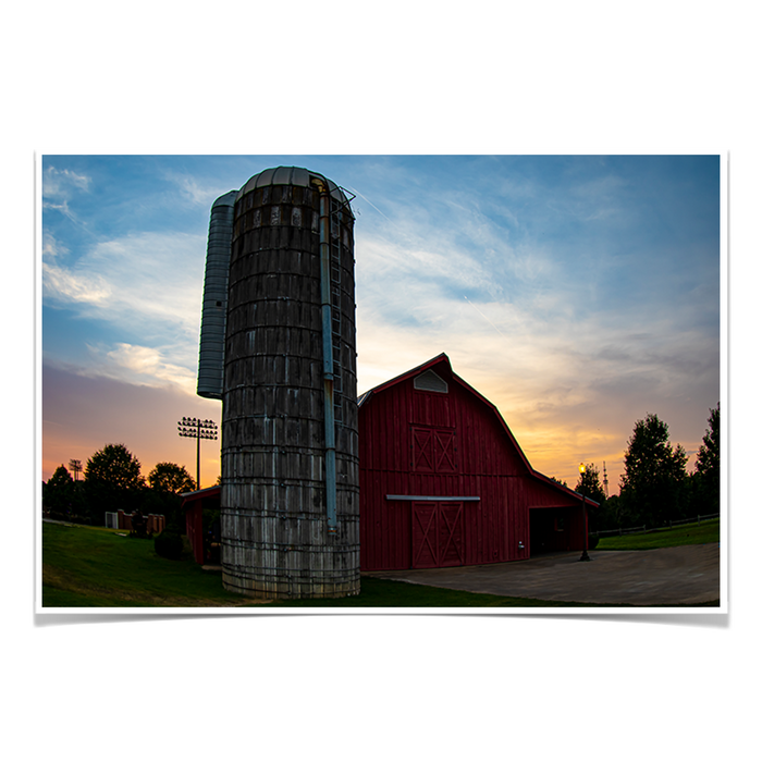Auburn Tigers - Lowder Barn Sunset - College Wall Art #Poster