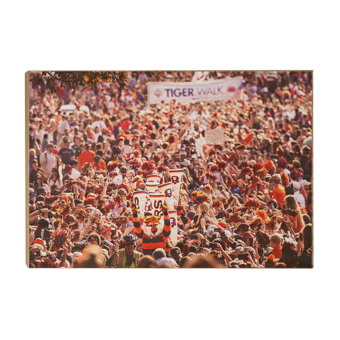 Auburn Tigers - Vintage Tiger Walk V2 #Wood