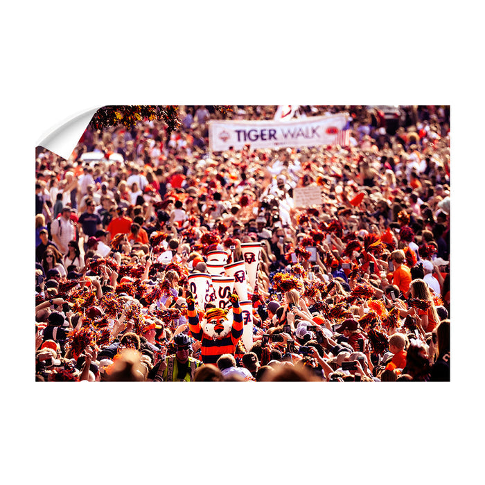 Auburn Tigers - Vintage Tiger Walk V2 #Wall Decal