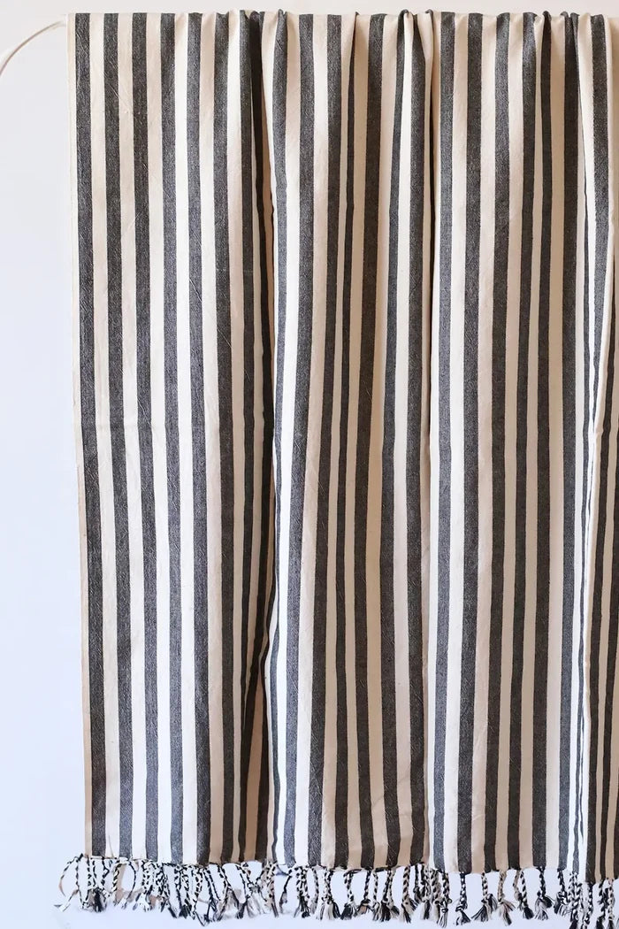 Black classic striped peshtemal towel fringe detail closeup. Handwoven Turkish cotton Denizli, OEKO-TEX. Vivamaison.