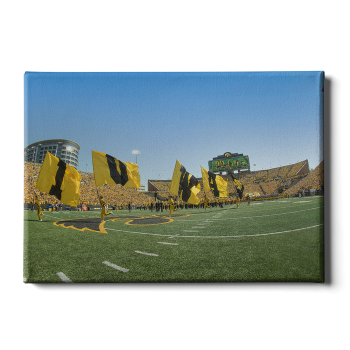Iowa Hawkeyes - Iowa - College Wall Art #Canvas